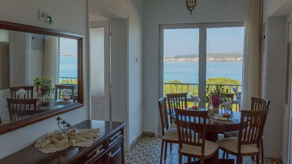 Lacivert Hotel Ayvalı エクステリア 写真
